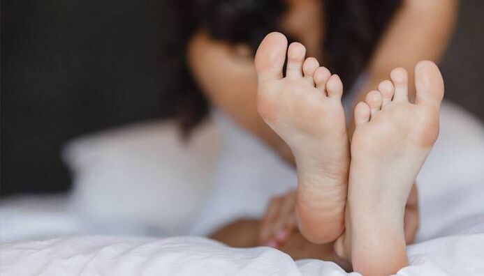 Healthy feet after treating fungus between toes